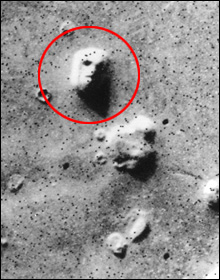 وجه بشري على سطح المريخ...20