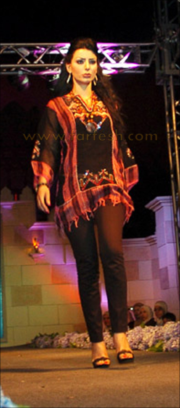 فرفش يعرض أزياء صيف 2008 من دمشق..106