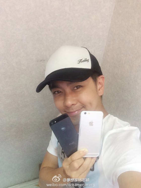  صورة رقم 3 - مغني تايواني يستبق اطلاق ايفون 6 ويسرب صورة له